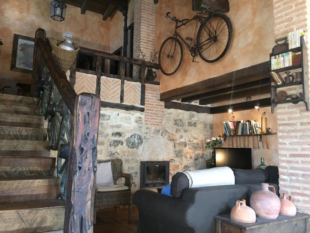 Casa Rural La Charolesa Aguilera Екстер'єр фото