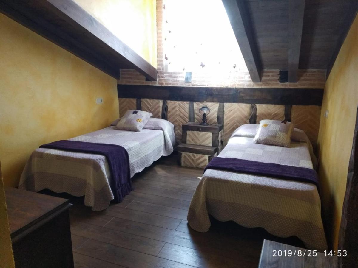 Casa Rural La Charolesa Aguilera Екстер'єр фото