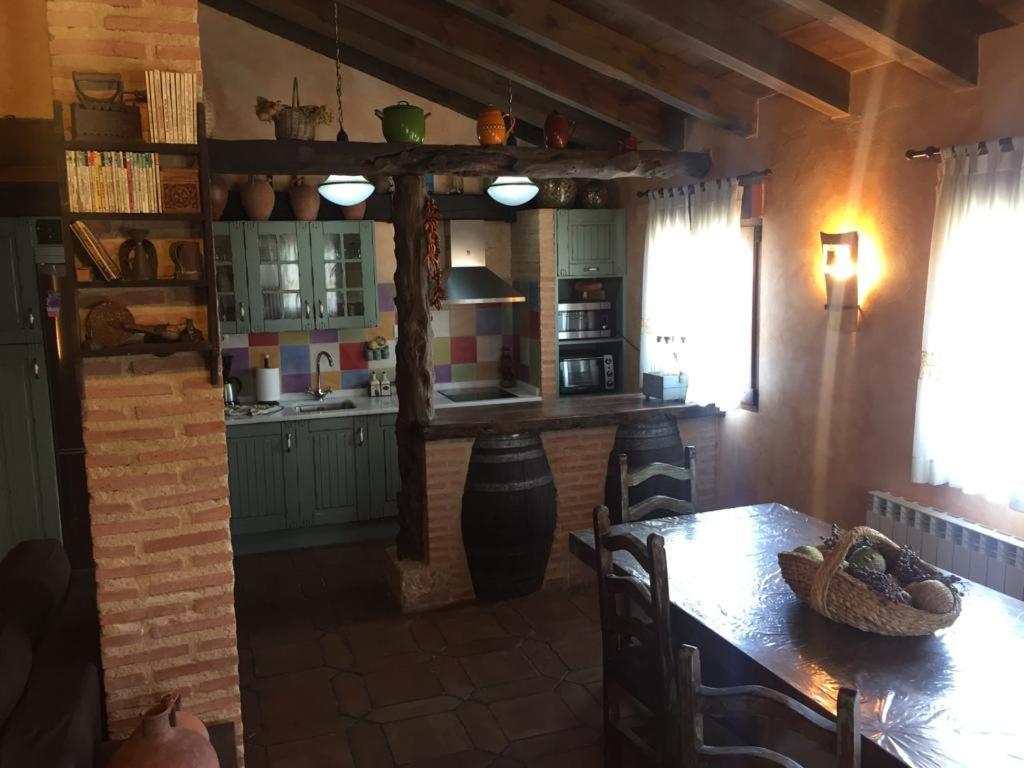 Casa Rural La Charolesa Aguilera Екстер'єр фото